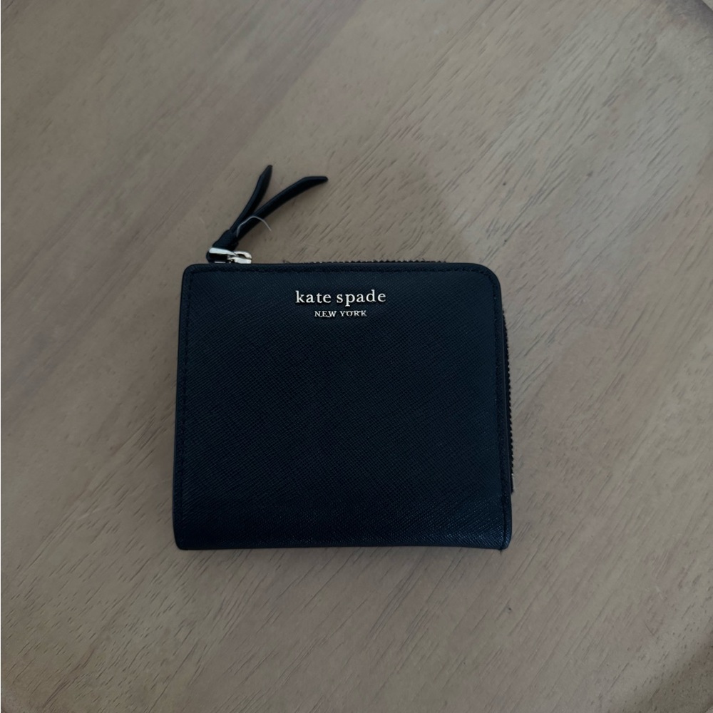 Kate Spade Classic Black Zip Wallet